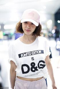 明星网红t恤图片女装,明星网红同款T恤，引领女装时尚新风尚