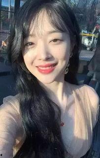 25岁左右胖明星网红,身材逆袭背后的励志故事”