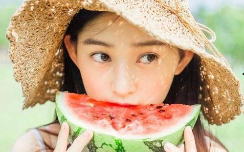 五一吃瓜今日吃瓜娜娜修女,娜娜修女生活揭秘，带你领略娱乐圈幕后故事