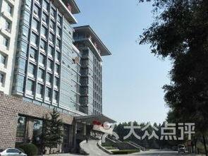 肥城王瓜店今日价格表,新鲜瓜果，实惠选购