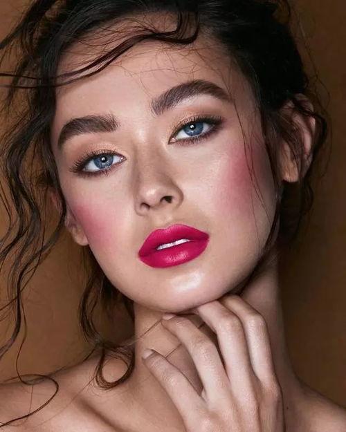 明星网红自创彩妆推荐,自创彩妆单品大推荐