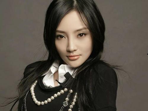 热点明星网红推荐排名,盘点热门推荐，揭秘潮流风向标