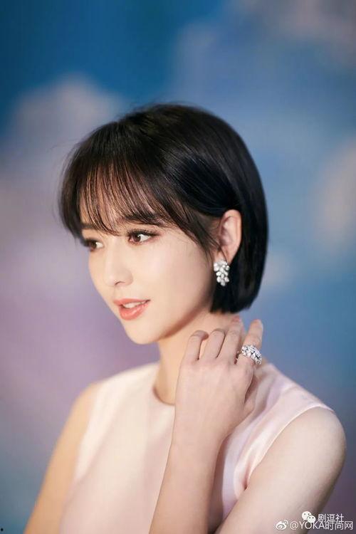 短发微胖明星网红是谁呀,揭秘网络红人背后的明星魅力