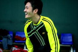 明星网红打羽毛球,明星网红挥拍竞技，激情四溢的羽毛球盛宴