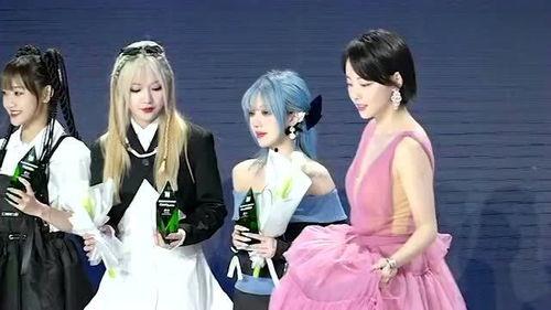 同框明星网红图片高清,同框明星网红高清瞬间揭秘