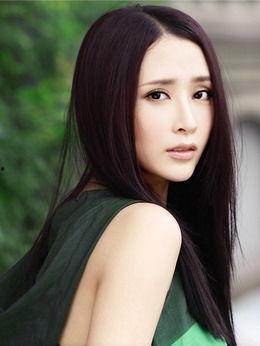 明星网红何婧简介资料