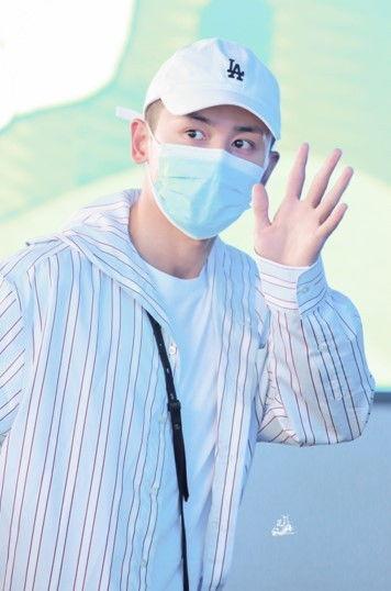 明星网红mlb帽子是谁,潮流风向标背后的时尚秘密